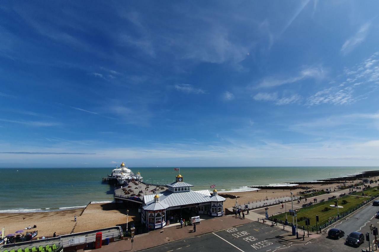 The Pier Hotel AEGON International Exteriér fotografie